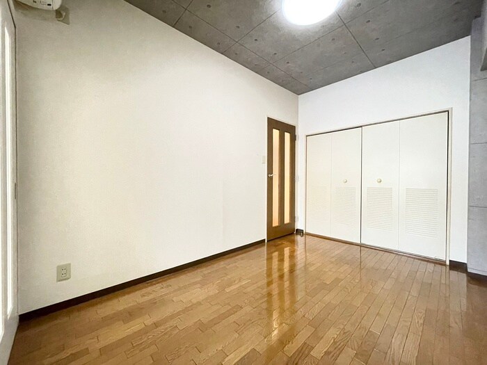 物件内観写真16　(居室)