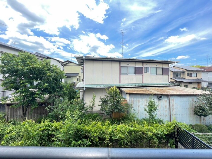 物件内観写真22　(室内からの展望)