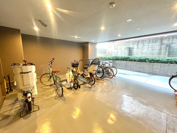 駐輪場
