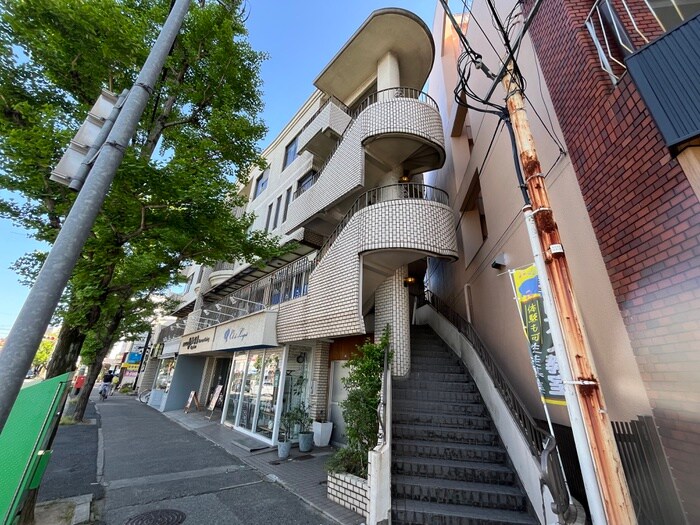 物件外観写真6　(外観写真)