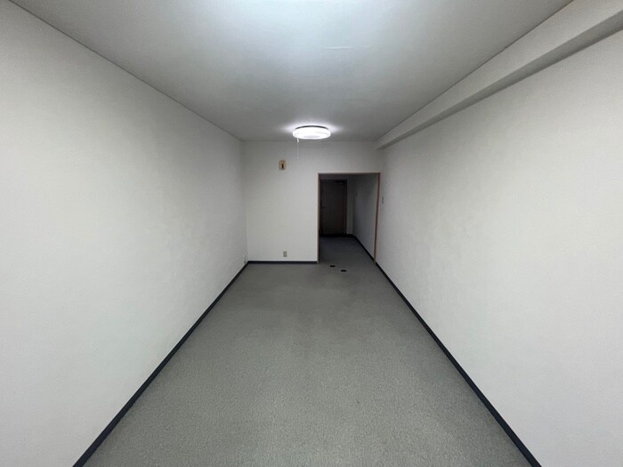 物件内観写真11　(居室)