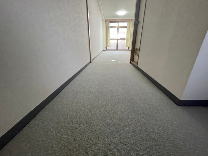 物件内観写真19　(廊下)