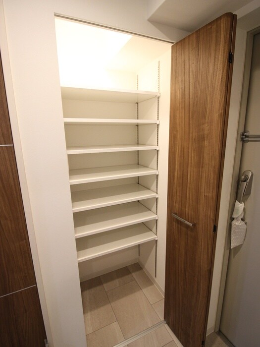 物件内観写真16　(靴箱)