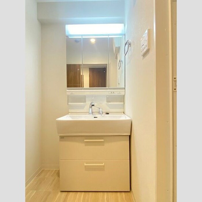 物件内観写真17　(洗面)