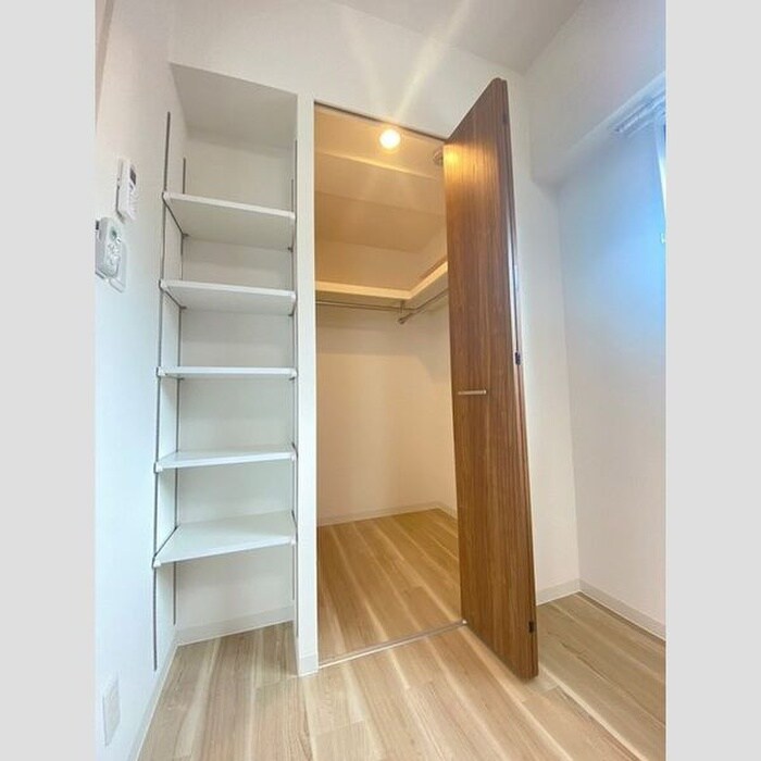 物件内観写真20　(収納)