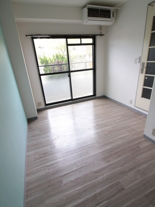 物件内観写真11　(居室)