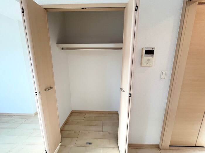 物件内観写真13　(収納)