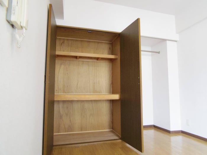 物件内観写真11　(収納)