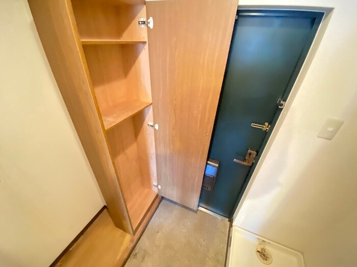 物件内観写真19　(玄関)