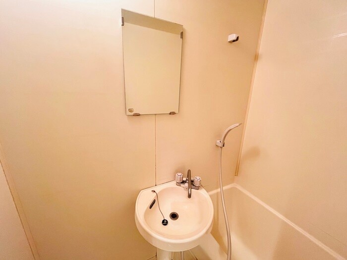 物件内観写真12　(洗面)