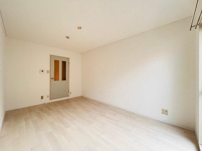 物件内観写真22　(居室)