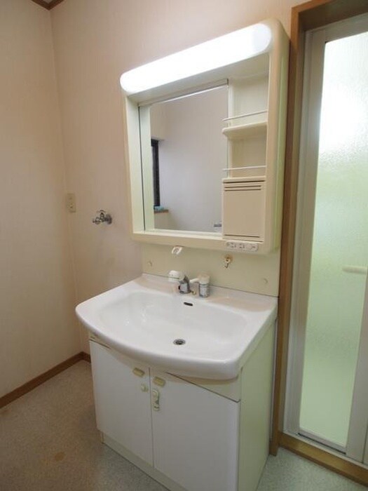 物件内観写真10　(洗面)