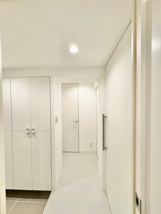 物件内観写真9　(廊下)