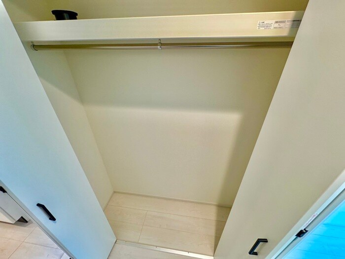 物件内観写真12　(収納)