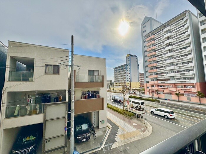 物件内観写真13　(室内からの展望)