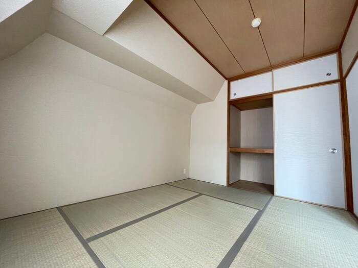 物件内観写真11　(居室)