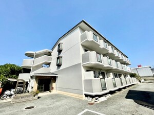 ダンディライオン東寝屋川外観写真