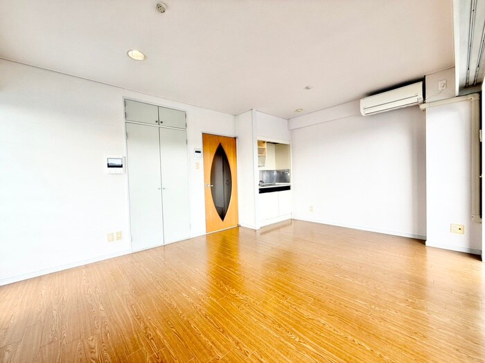 物件内観写真10　(居室)