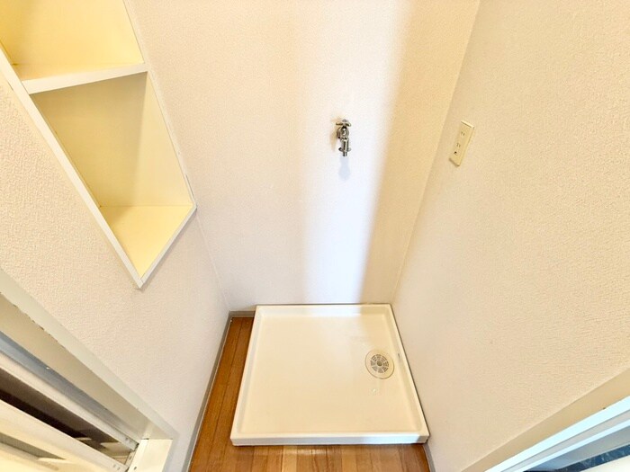 物件内観写真19　(洗濯機置場)