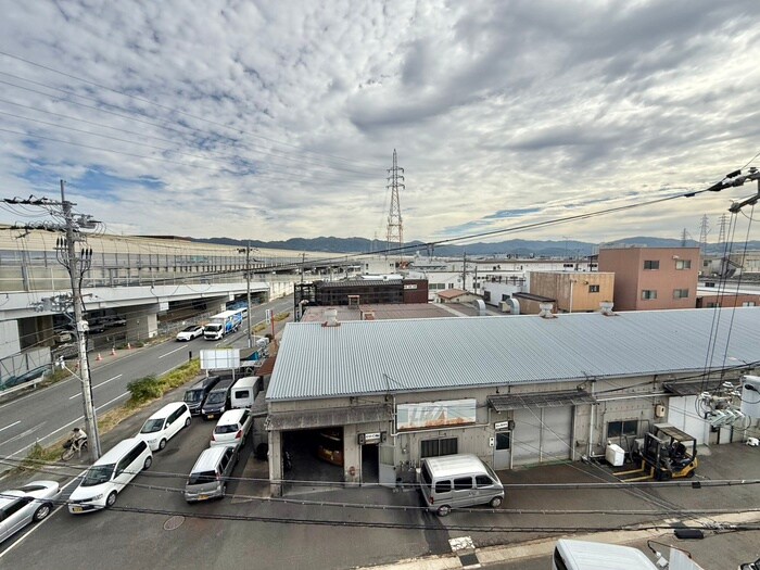 物件内観写真22　(室内からの展望)