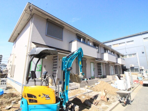 建築中