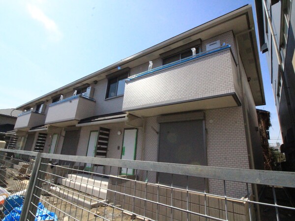建築中