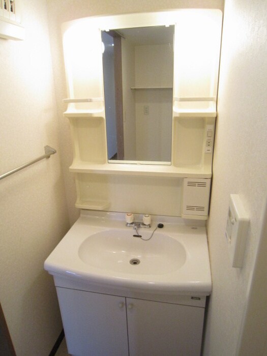 物件内観写真13　(洗面)