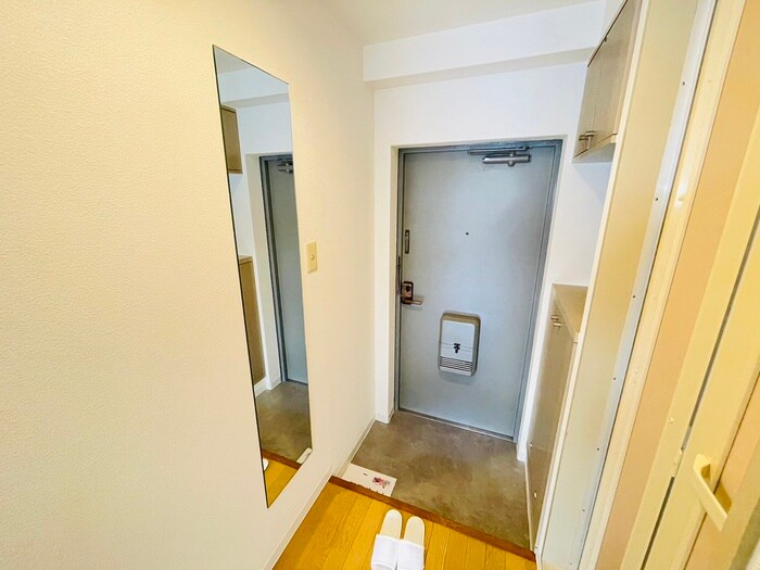 物件内観写真16　(廊下)