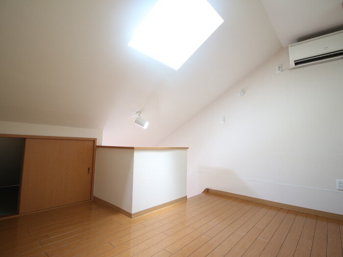 物件内観写真5　(居室)