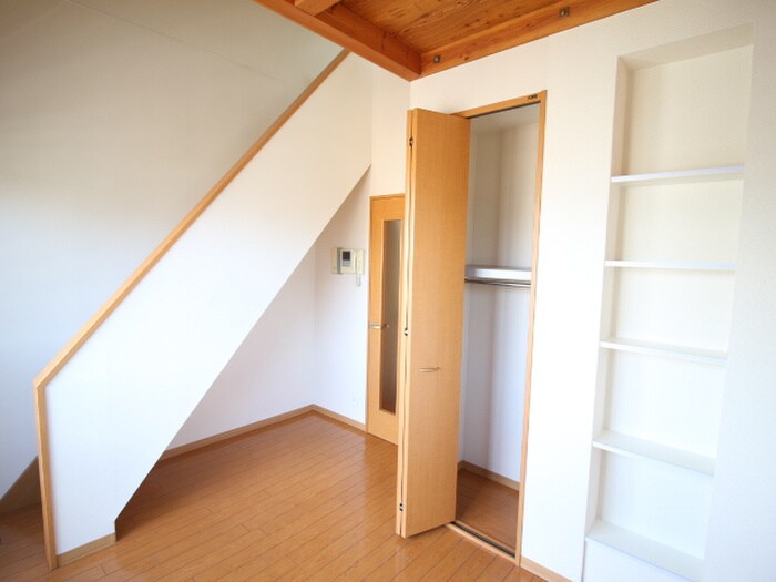 物件内観写真6　(居室)