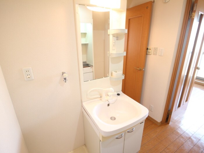 物件内観写真10　(洗面)