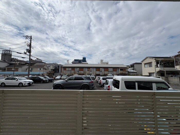 物件内観写真15　(室内からの展望)