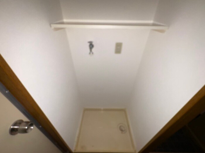 物件内観写真20　(洗濯機置場)