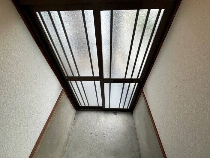 物件内観写真18　(玄関)