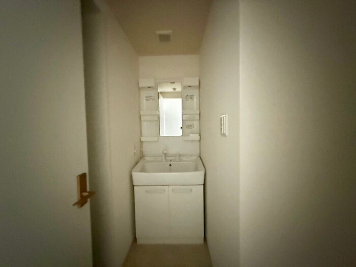 物件内観写真11　(洗面)