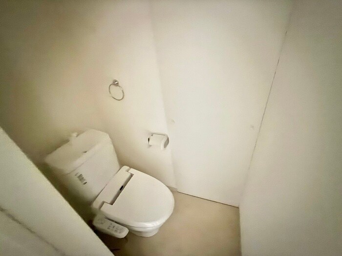 物件内観写真12　(トイレ)