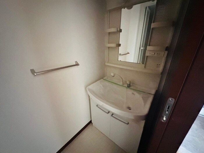 物件内観写真10　(洗面)