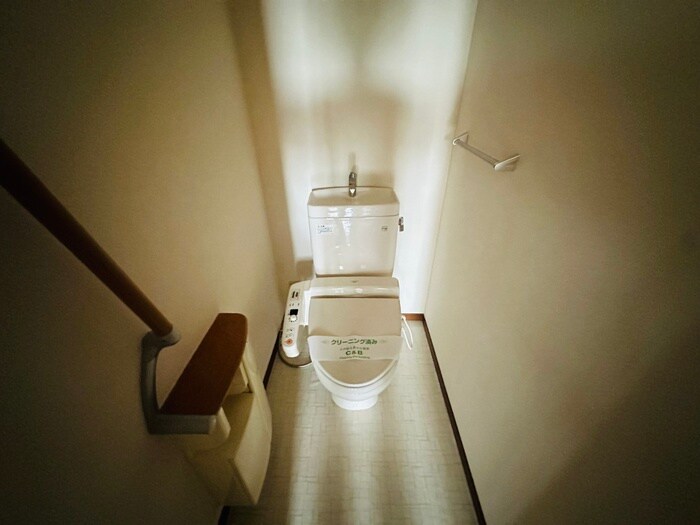 物件内観写真11　(トイレ)