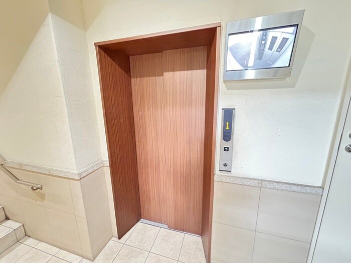 物件外観写真4　(建物設備)