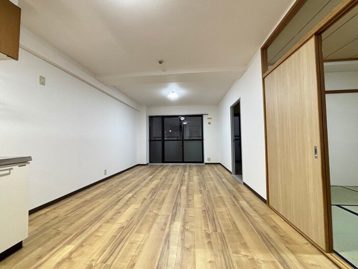 物件内観写真8　(居室)