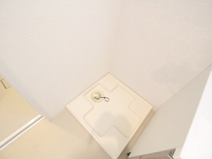 物件内観写真17　(洗濯機置場)