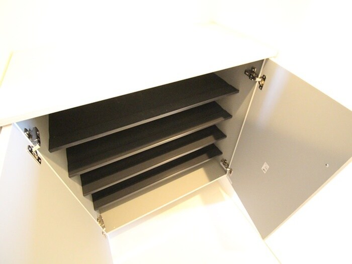 物件内観写真18　(靴箱)