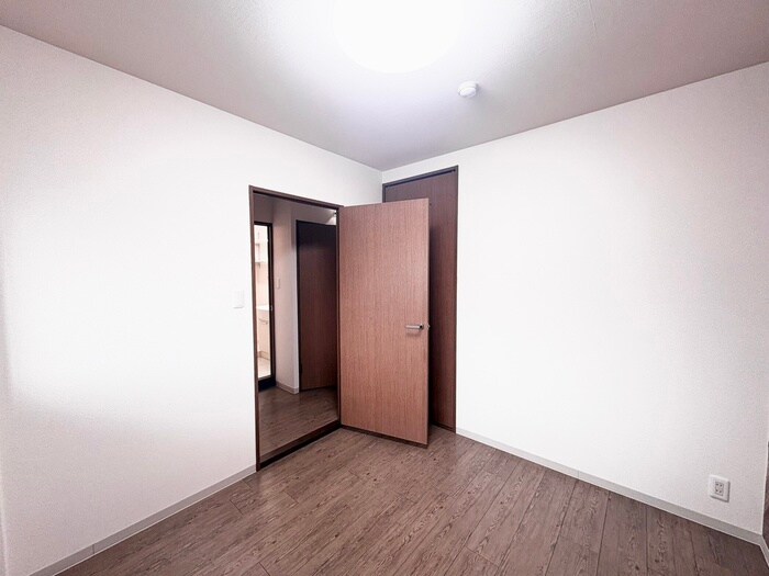 物件内観写真16　(内観写真)