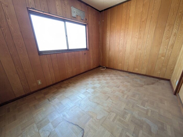 物件内観写真8　(居室)