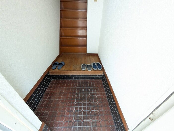 物件内観写真20　(玄関)