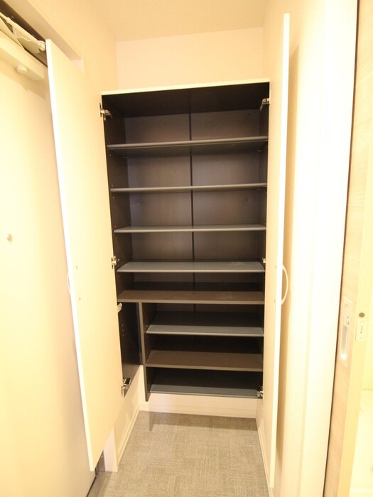 物件内観写真14　(靴箱)