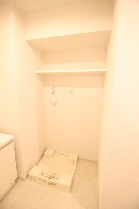 物件内観写真20　(洗濯機置場)