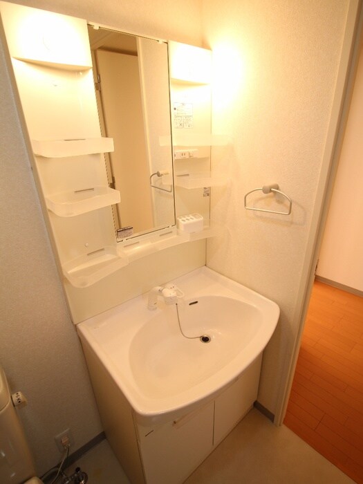 物件内観写真9　(洗面)