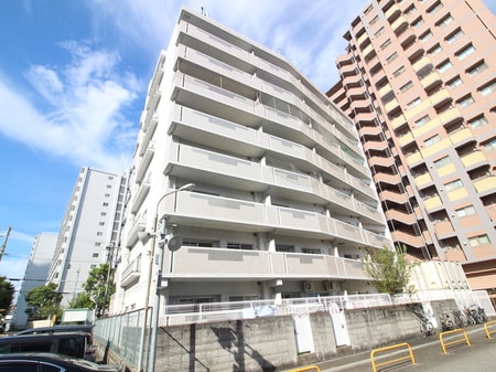 阪神ﾊｲｸﾞﾚｰﾄﾞﾏﾝｼｮﾝ１０番館外観写真