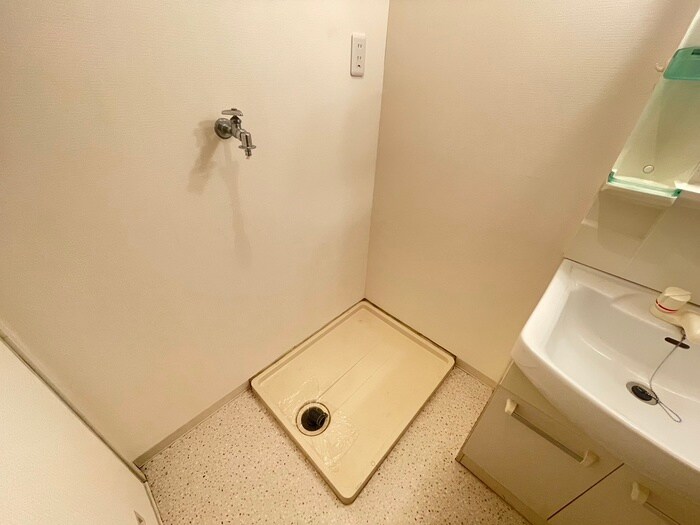 物件内観写真21　(洗濯機置場)